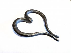 Kované srdíčko 10 cm